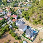 别墅 Detached With Private Pool In Inlice *
