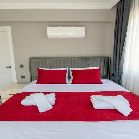 Villa Detached With Private Pool In Inlice *