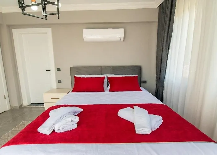 别墅 Detached With Private Pool In Inlice *