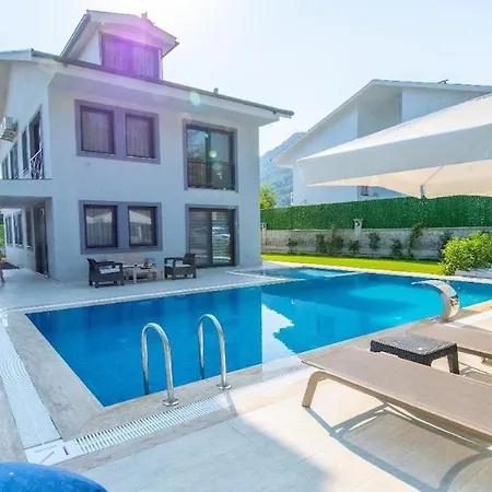 Detached With Private Pool In Inlice ヴィラ *