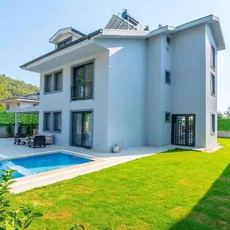 Detached With Private Pool In Inlice ヴィラ *