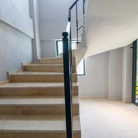 Detached With Private Pool In Inlice