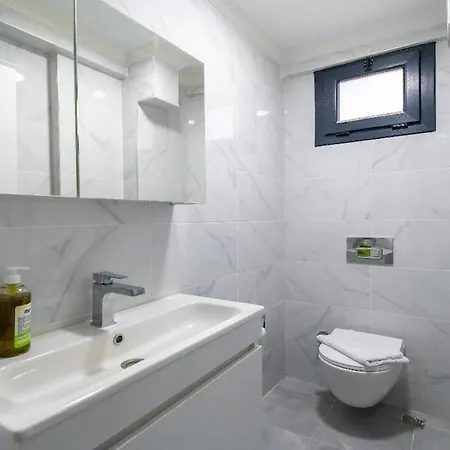Detached With Private Pool In Inlice 费特希耶