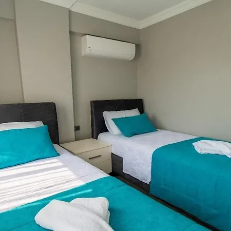 Detached With Private Pool In Inlice *