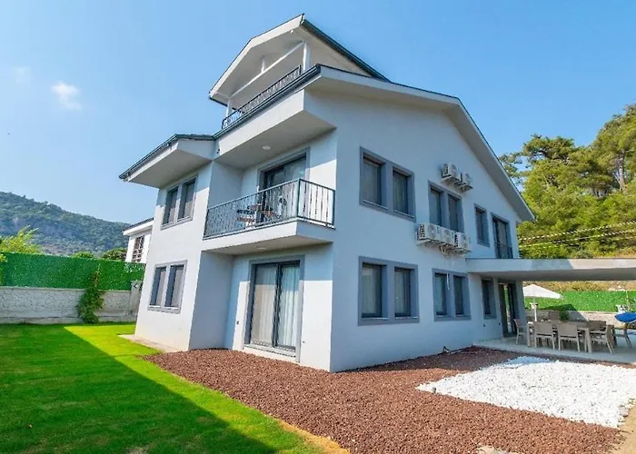 וילה Detached With Private Pool In Inlice