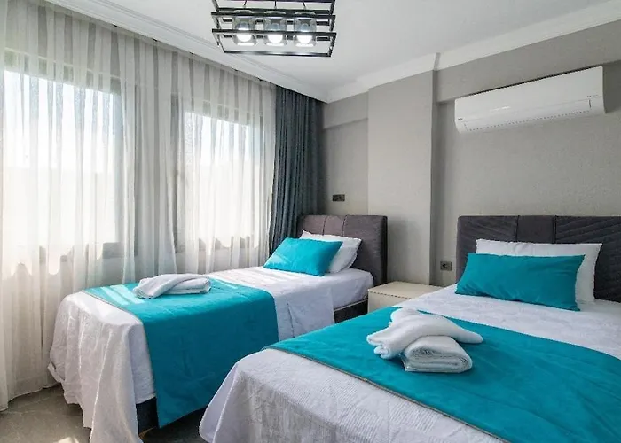 Detached With Private Pool In Inlice פאטהיה
